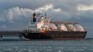 Еврокомисията е решила да избави ЕС от руския втечнен газ с година по-рано